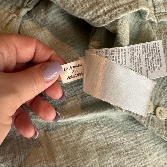 Madewell Green Casual Button Down Shirt - Picture 9 of 12